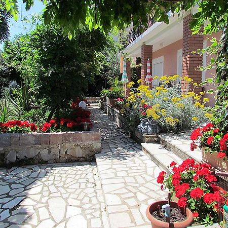 Apartments Bura & Jugo, Cres, Without Stress Exterior foto